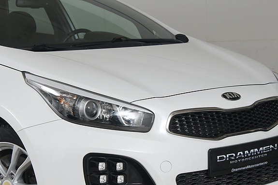 Kia Ceed 3 of 5