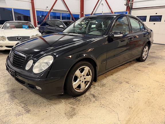 Mercedes-Benz E-Klasse 3 of 5