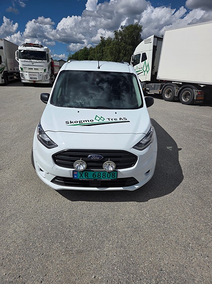 Ford Transit Connect 6 of 9