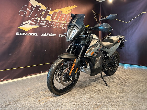 KTM Adventure 890 5 of 6