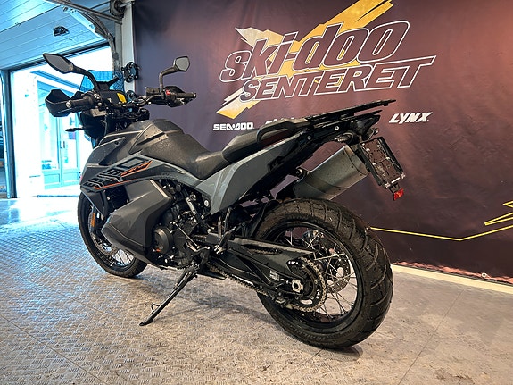 KTM Adventure 890 6 of 6