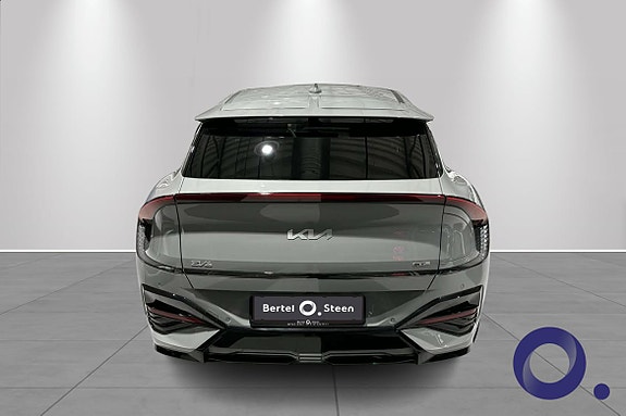 Kia EV6 4 of 11