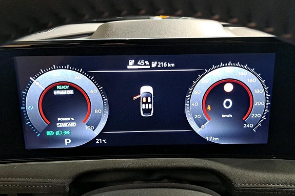 Nissan Ariya 10 of 24