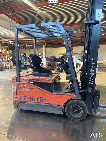 Toyota 8FBE15 Elektrisk Truck 5 of 16