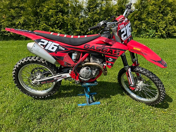GasGas MC250F 2 of 5