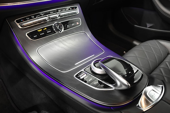 Mercedes-Benz E300 15 of 24