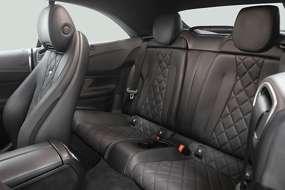 Mercedes-Benz E300 14 of 24