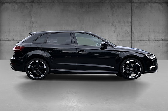 Audi A3 5 of 5
