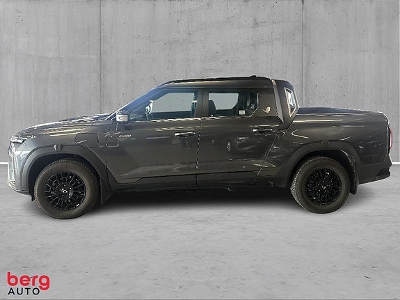 KGM Musso EV 4 of 5