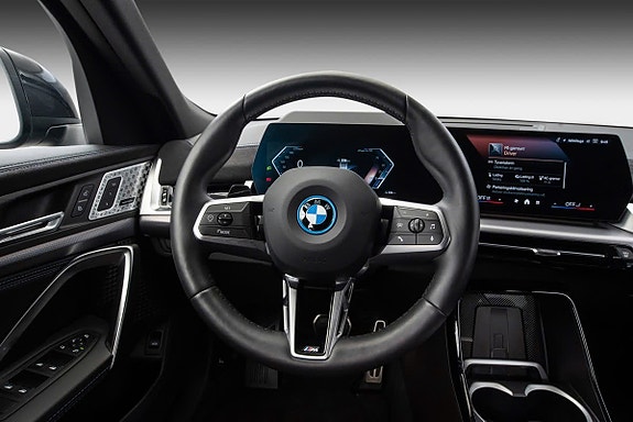 BMW iX2 22 of 27