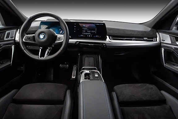 BMW iX2 20 of 27