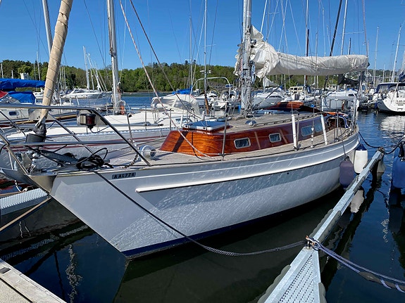 Vindø 45 (34 fot) – 1982 – velkjent klassiker med omfattende oppgraderinger 2 of 5