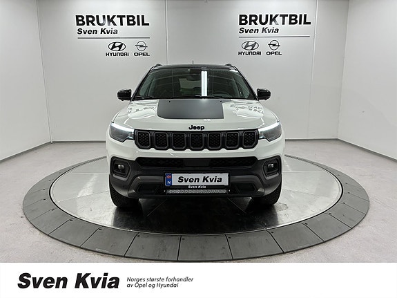 Jeep Compass 2 of 5