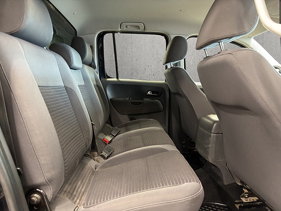 Volkswagen Amarok 8 of 15