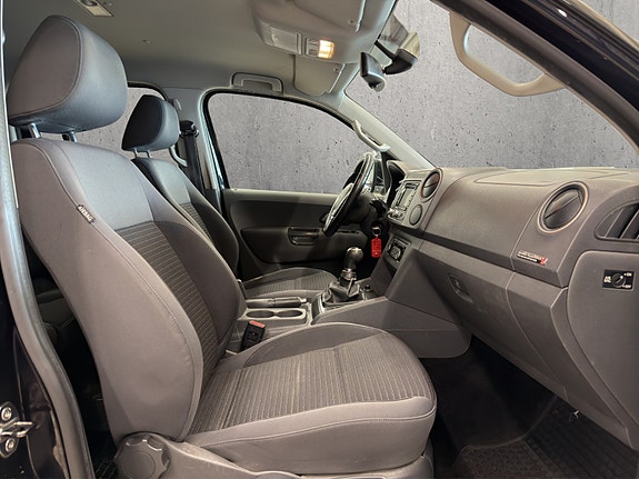 Volkswagen Amarok 7 of 15