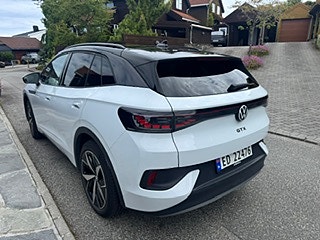 Volkswagen ID.4 GTX 4 of 5