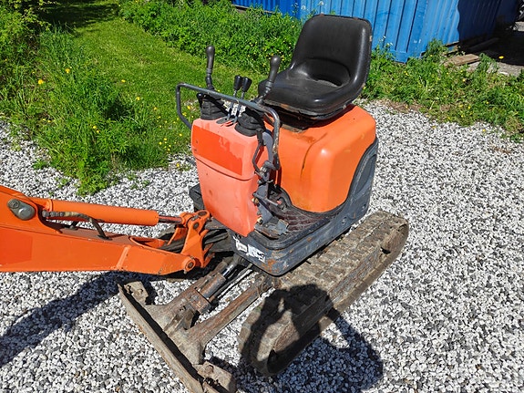Kubota U10 5 of 5