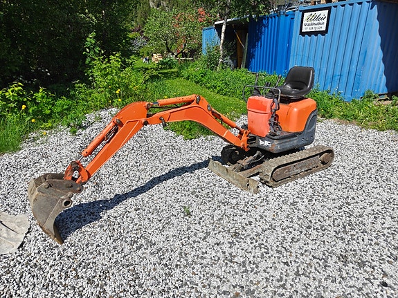 Kubota U10