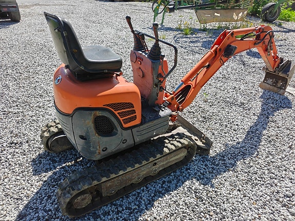 Kubota U10 3 of 5