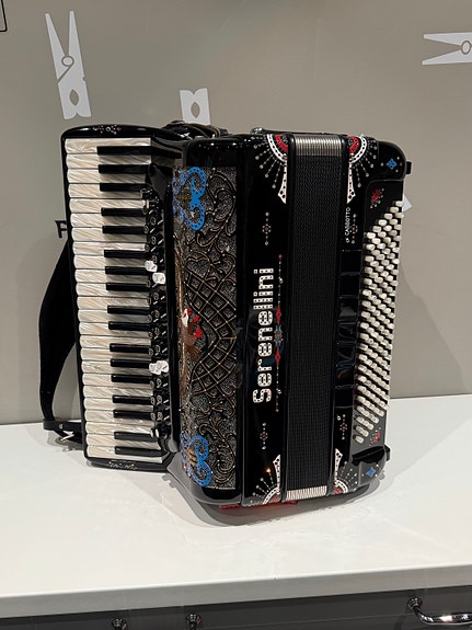 Product image 9 of 10