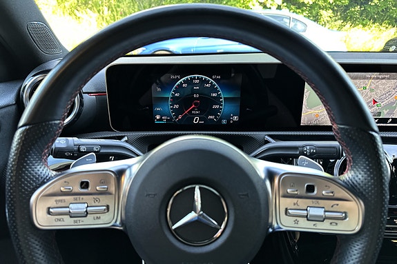 Mercedes-Benz A180 17 of 30