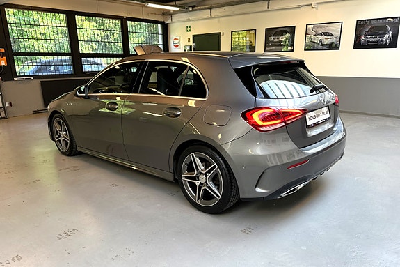 Mercedes-Benz A180 3 of 30