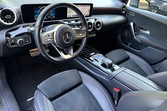 Mercedes-Benz A180 9 of 30