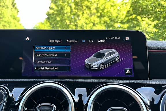 Mercedes-Benz A180 28 of 30