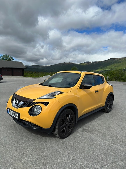 Nissan Juke 2 of 5