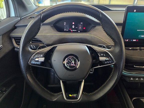 Skoda Enyaq RS 16 of 30