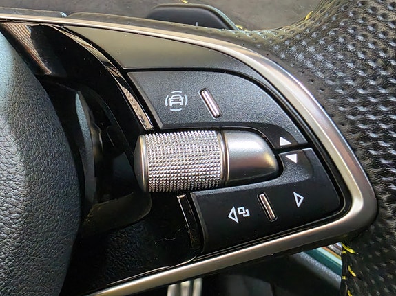 Skoda Enyaq RS 24 of 30