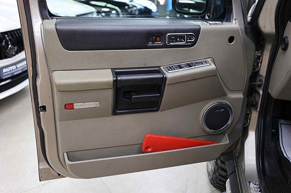 Hummer H2 24 of 30