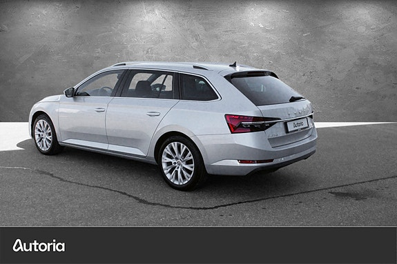 Skoda Superb 5 of 5