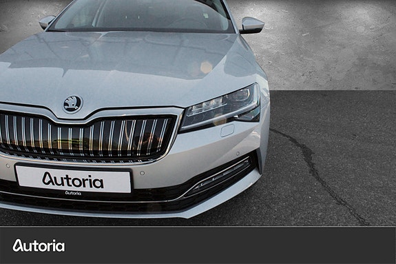 Skoda Superb 3 of 5