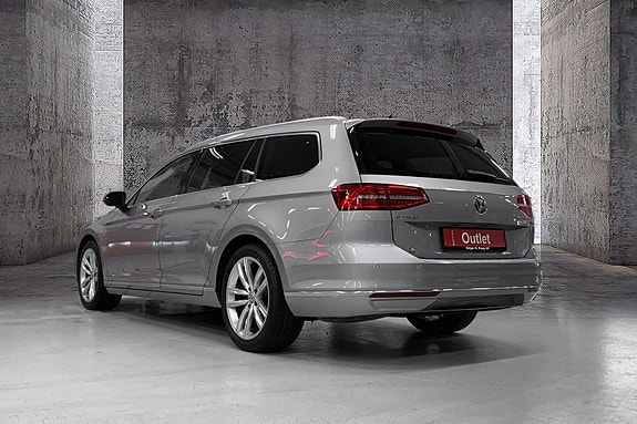 Volkswagen Passat 4 of 5
