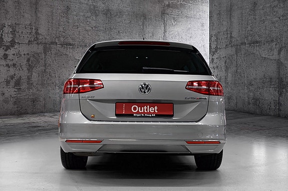 Volkswagen Passat 3 of 5