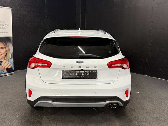 Ford Focus 5 of 5