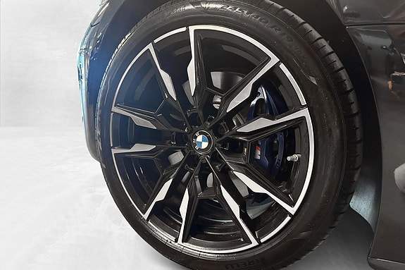 BMW i4 2 of 5