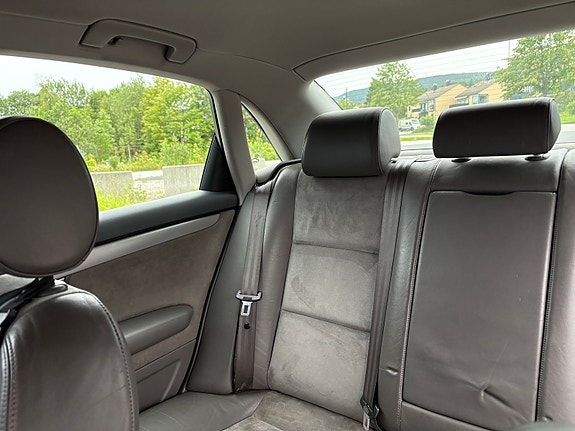 Audi A4 8 of 21