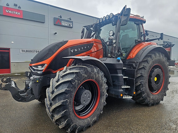 Valtra S416 2024, kr 2 689 000,-