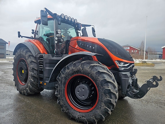 Valtra S416 2024, kr 2 689 000,-
