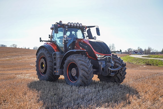 Valtra S416 2024, kr 2 689 000,-