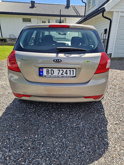 Kia Ceed 4 of 5