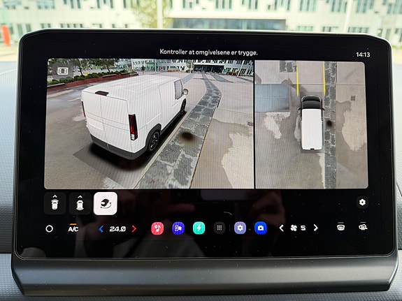 Kia PV5 24 of 25