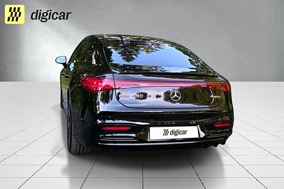 Mercedes-Benz EQS580 5 of 5
