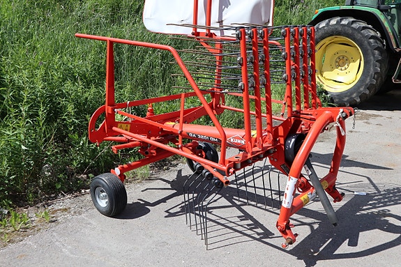 Kuhn GA3201GM, kr 40 000,-