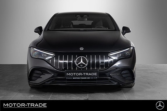 Mercedes-Benz EQE43 3 of 5