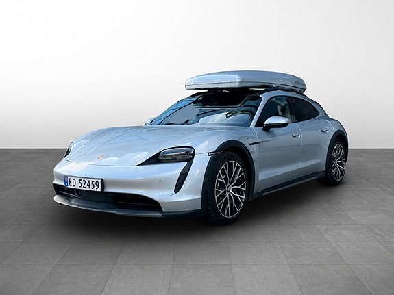 Porsche Taycan Cross Turismo 2 of 5