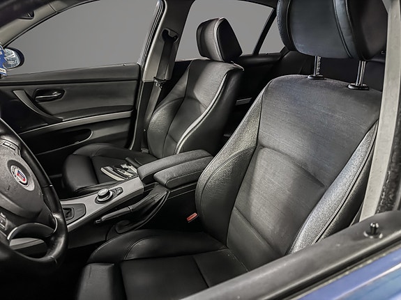 BMW 335i 7 of 14