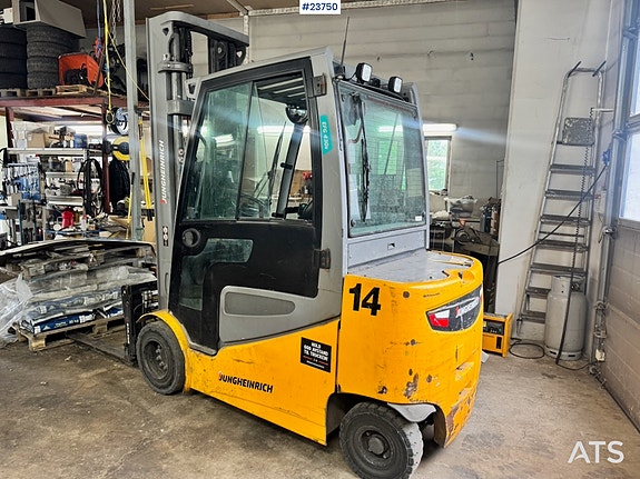 Jungheinrich EFG430S Gaffeltruck. 4 of 5